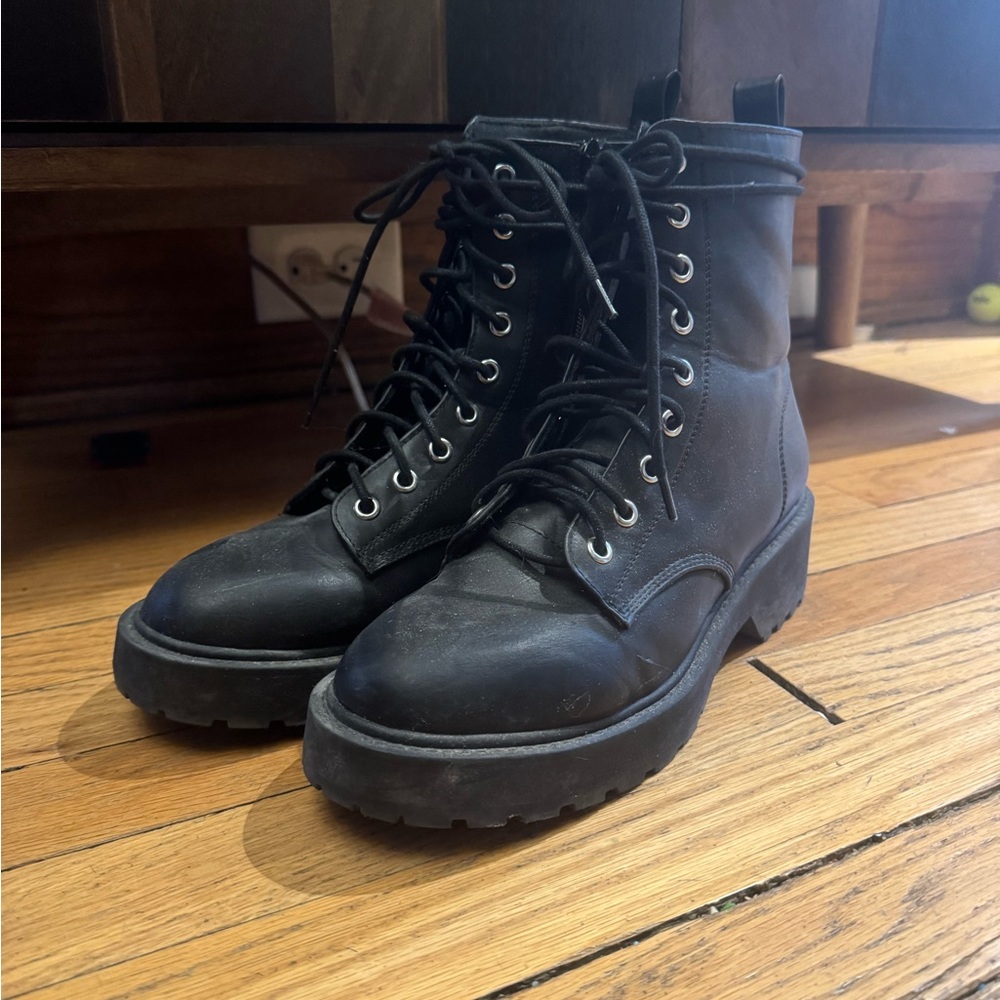 MIA cute lace up combat boot